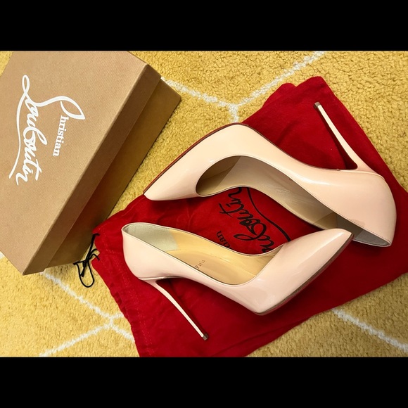 Christian Louboutin - Picture 5 of 16